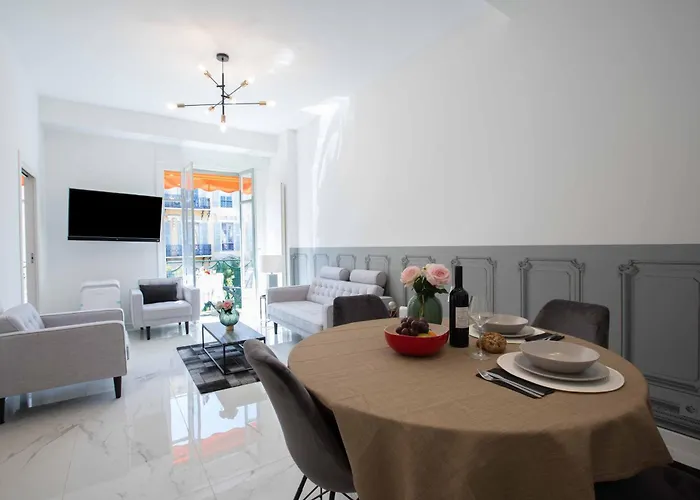 Le Magenta - Happy Apartamento