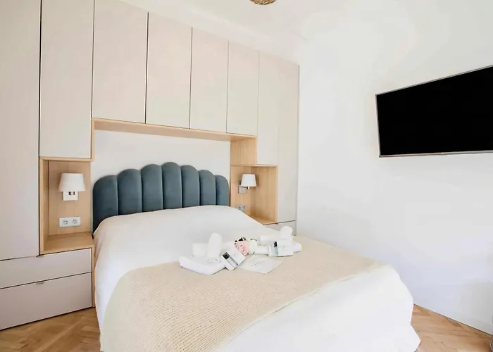 Le Magenta - Happy Apartamento