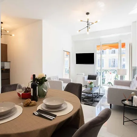 Le Magenta - Happy Apartment *
